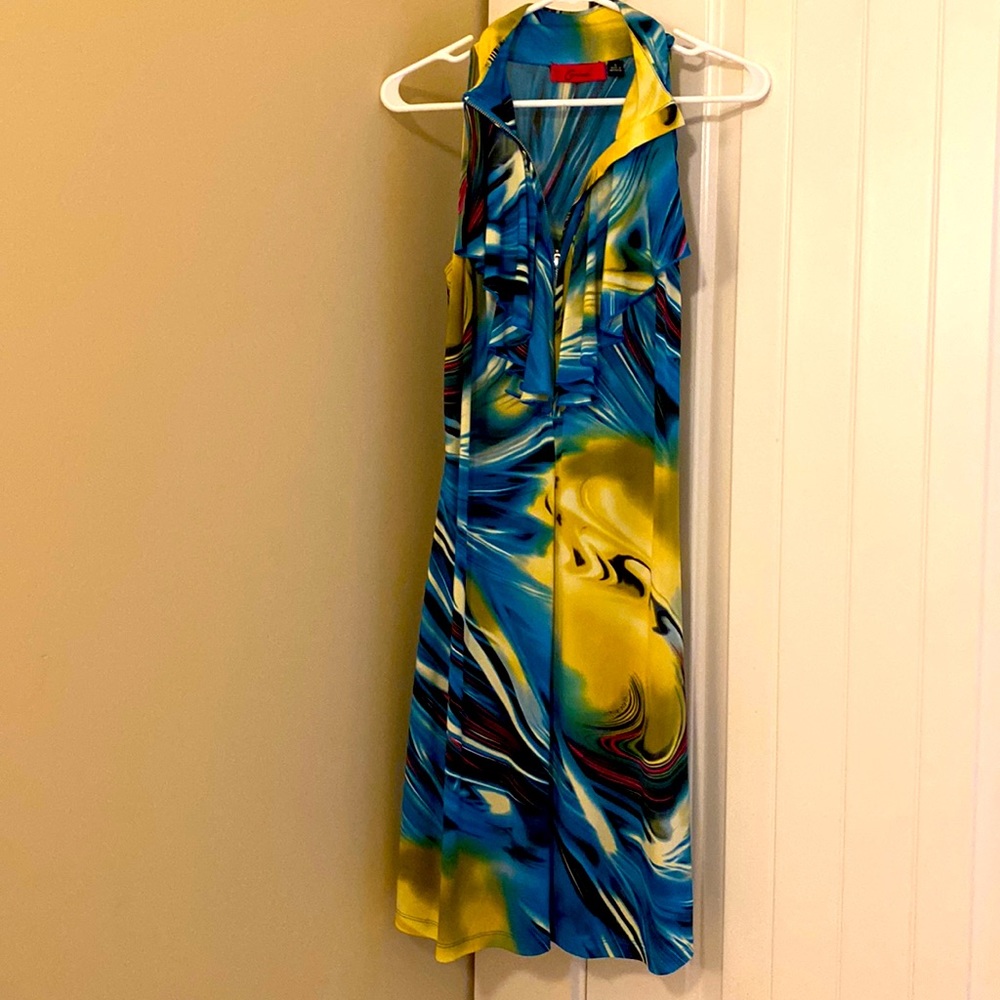 Vivid colors in a unique Carina dress, size S.